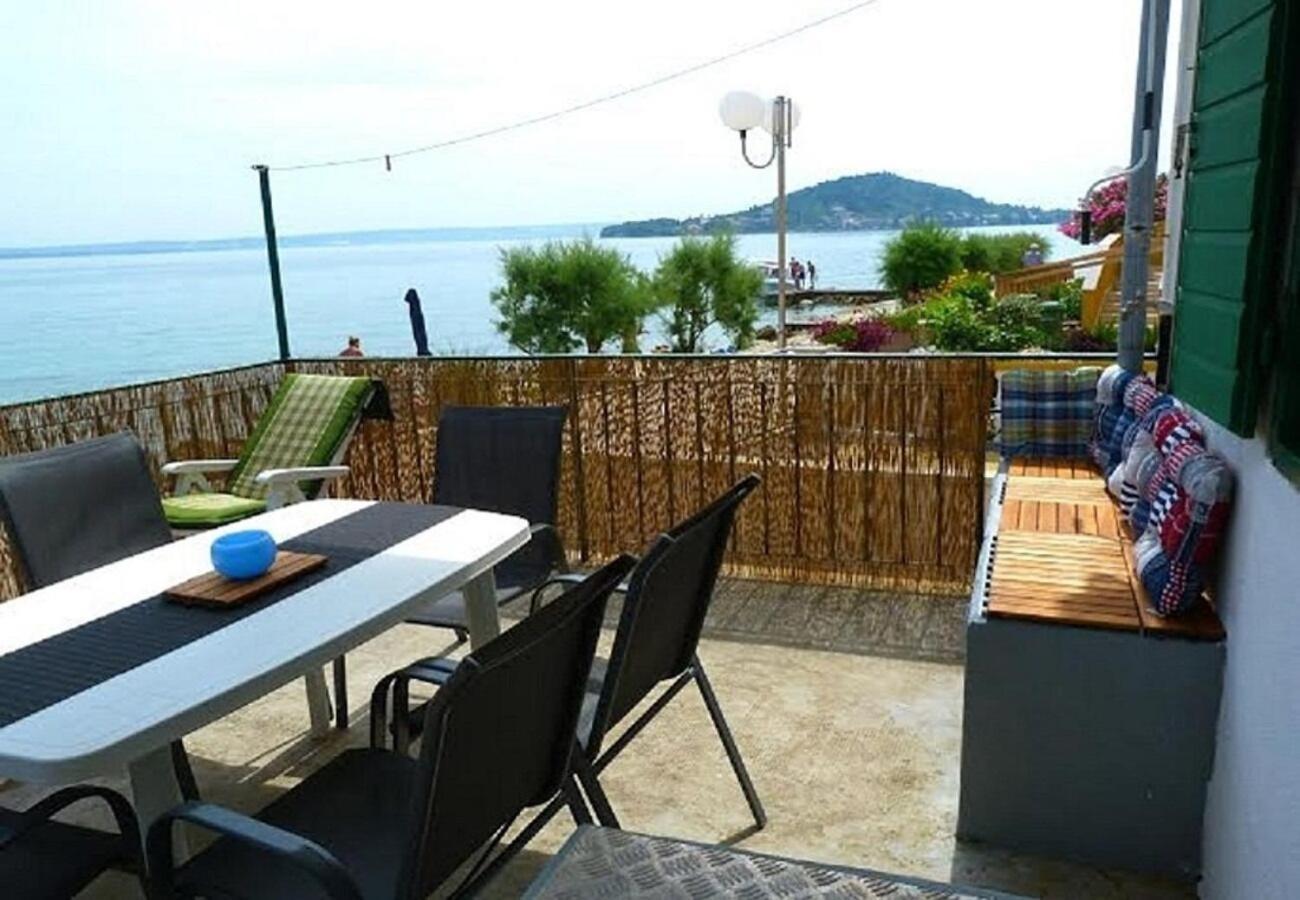 Holiday Home Villa Jadran - 10 M From Beach 프레코 외부 사진